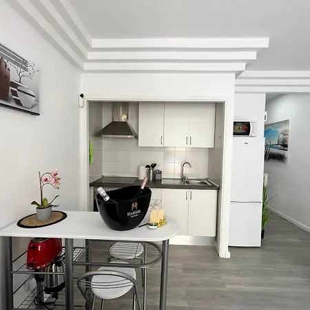 Orlando Poolside Retreat Costa Adeje Appartement