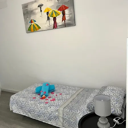 Orlando Complex By The Pool *